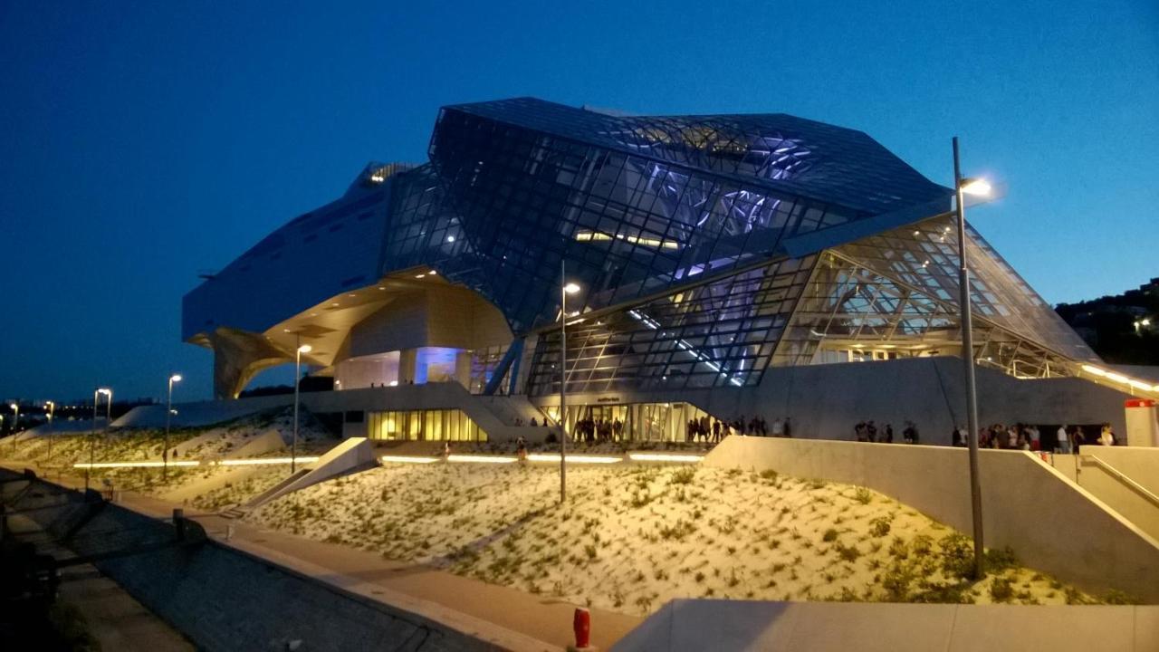 Chambres D'Hotes Gite Grange Debout Beynost Exteriér fotografie